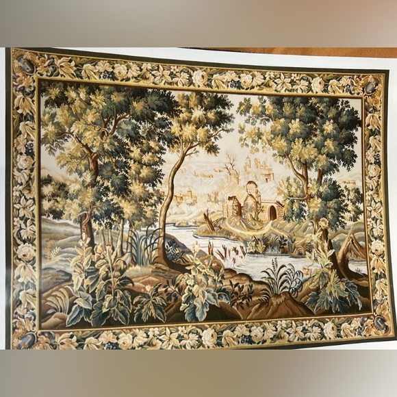 Authentic Vedure Chantilly French Silk Screen tapestry
4ftX5ft101/2 - Picture 2 of 14